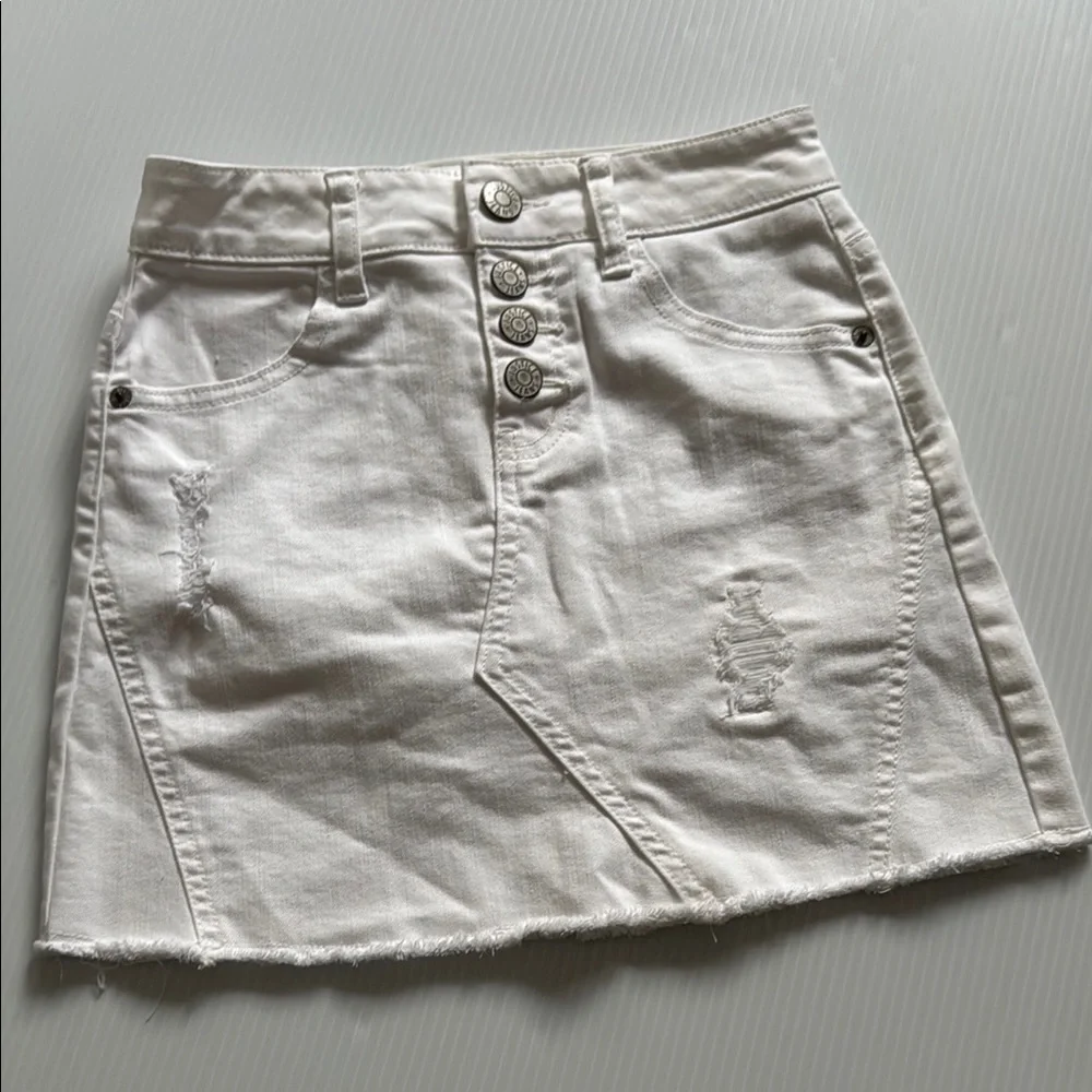 Justice White Button Fly Denim Skirt, hidden short - skort.  Girls size 10